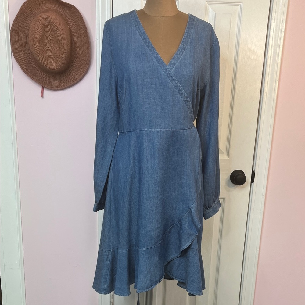Denim Chambray Wrap Style Loft Dress NWT Size 8